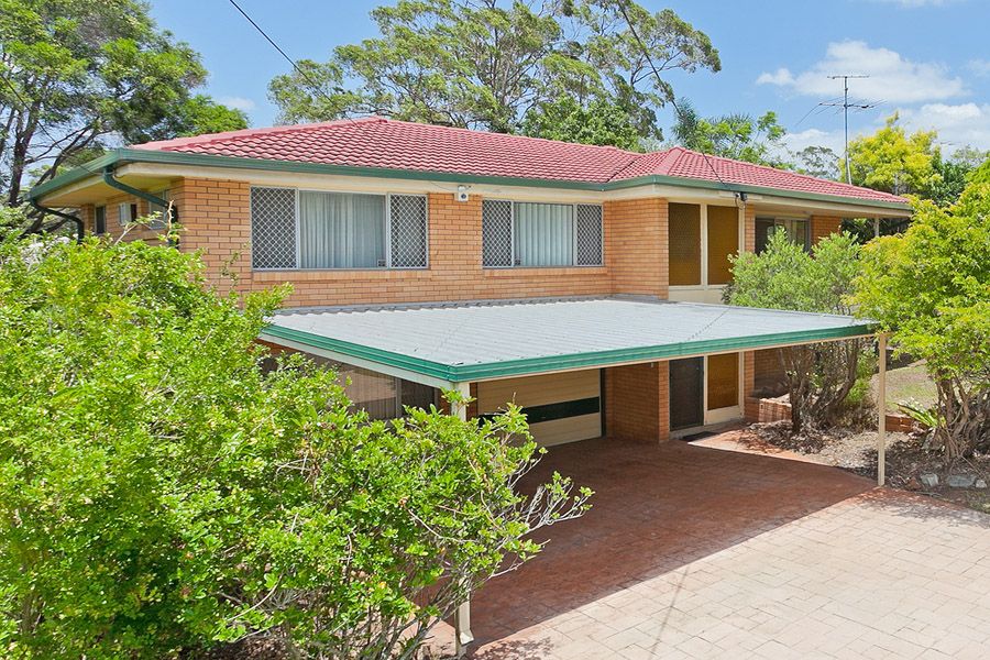 3 Morialta Street, MANSFIELD QLD 4122