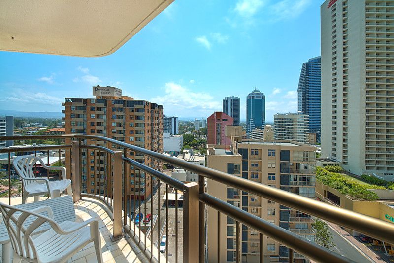 18 Hanlan Street, SURFERS PARADISE QLD 4217