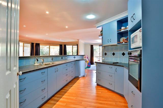 10 Bridget Court, MIDDLE RIDGE, QLD 4350