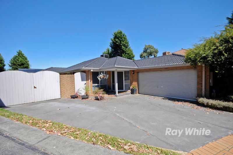 11 Liddamore Court, ROWVILLE VIC 3178