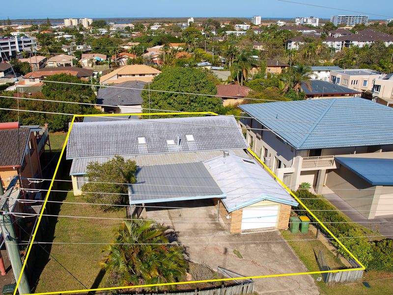 17 Ashbourne Terrace, BIGGERA WATERS, QLD 4216