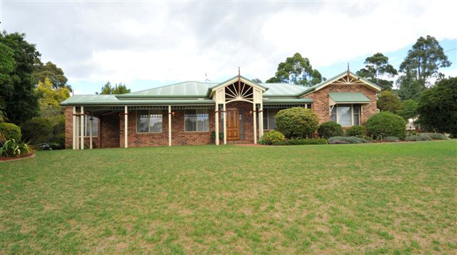 3 Ironbark Court, HIGHFIELDS QLD 4352