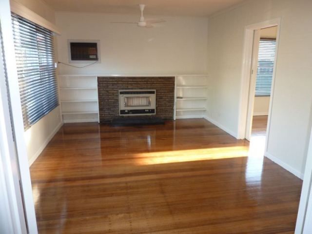 4 Barton Street, DANDENONG NORTH, VIC 3175