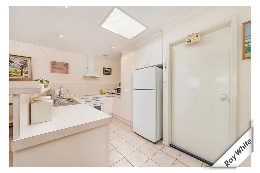 18 Charvin Court, MELBA, ACT 2615