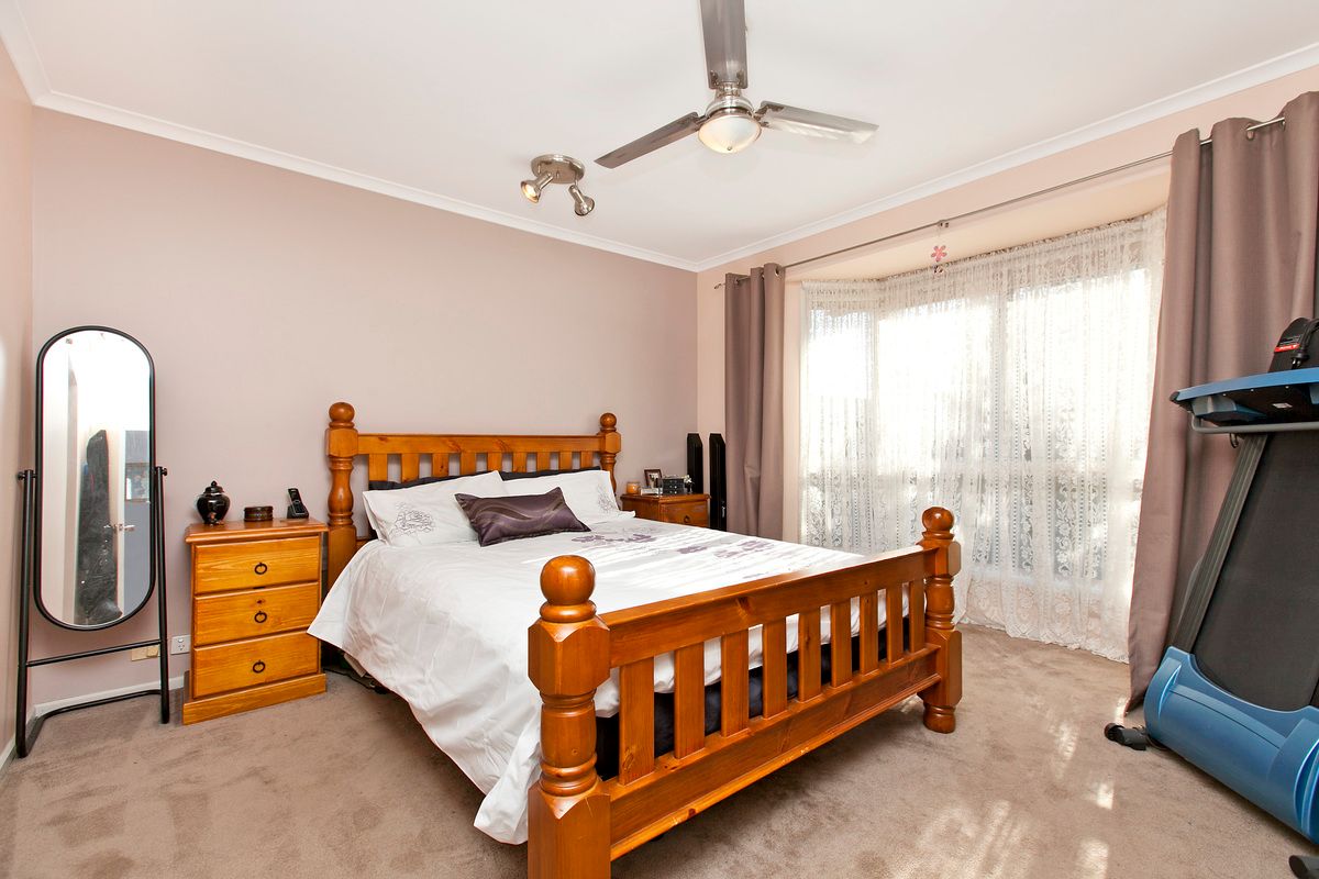 8 Lubcke Court, POORAKA, SA 5095
