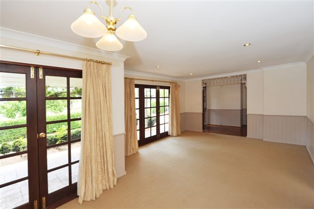 39 Dandelion Drive, MIDDLE RIDGE, QLD 4350