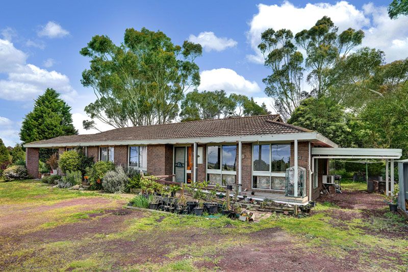121 Seventh Avenue, EDEN PARK, VIC 3757