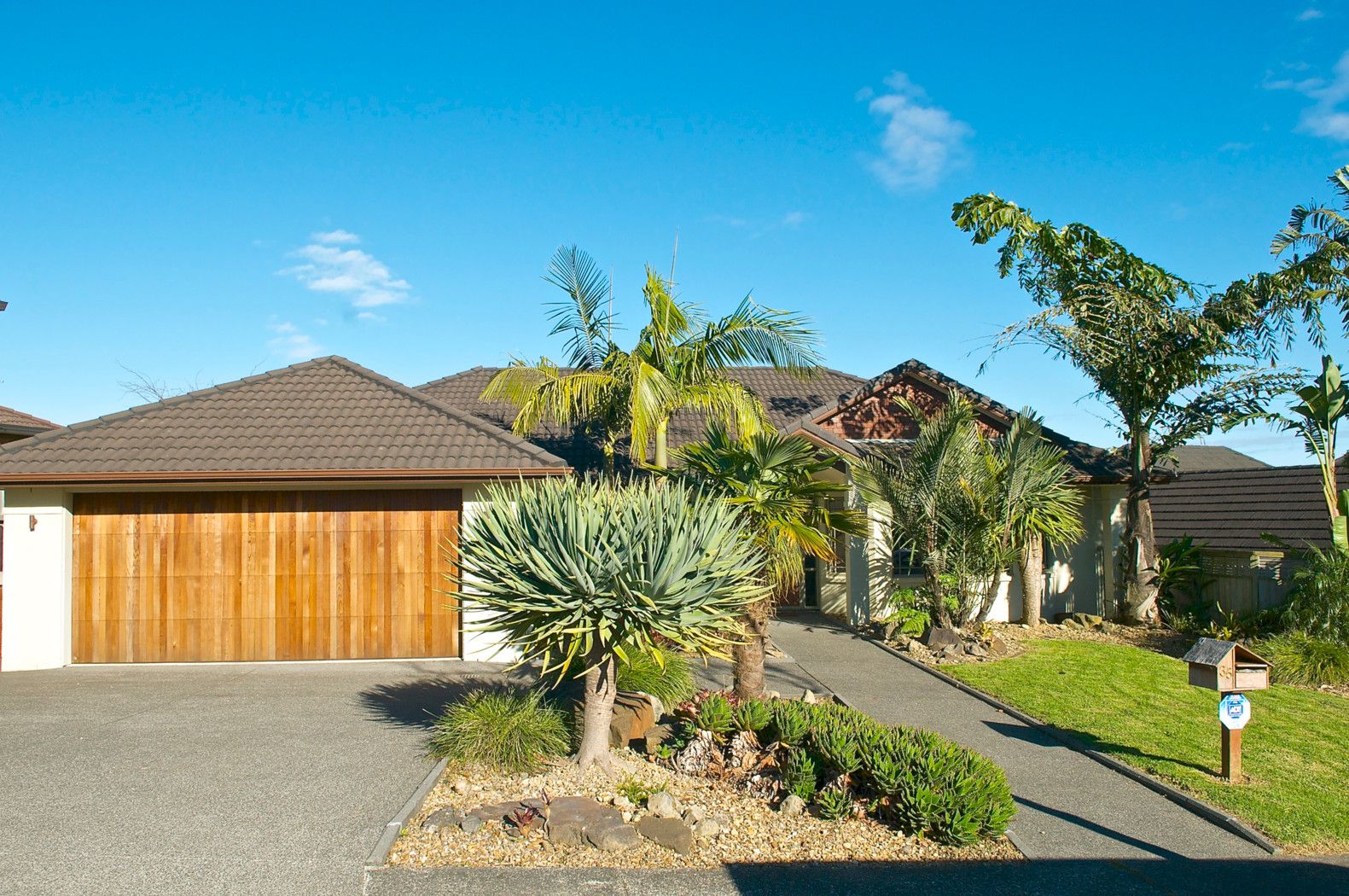 35 John Brooke Crescent, Dannemora, Manukau City