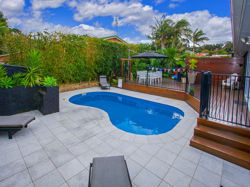 8 Hillview Cir, KIAMA, NSW 2533