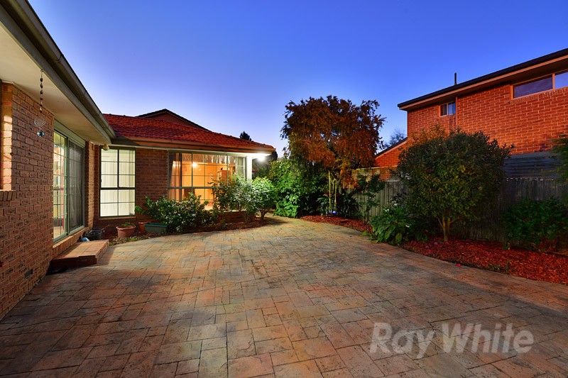 94 Liberty Avenue, ROWVILLE, VIC 3178