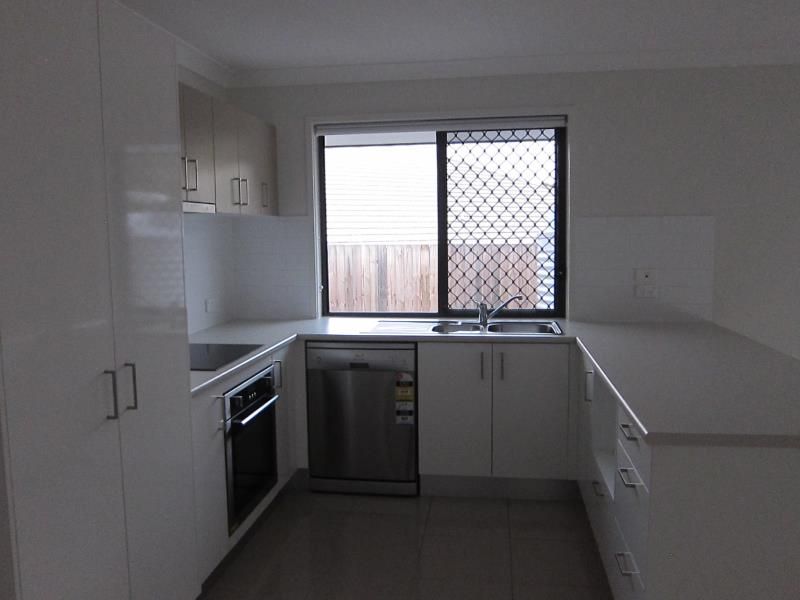 5 Hume Circuit, WARNER, QLD 4500