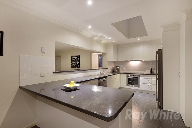 23 Latona Avenue, KNOXFIELD, VIC 3180