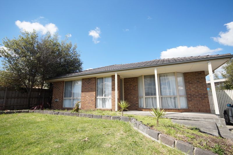 22 Ebony Drive, PAKENHAM, VIC 3810