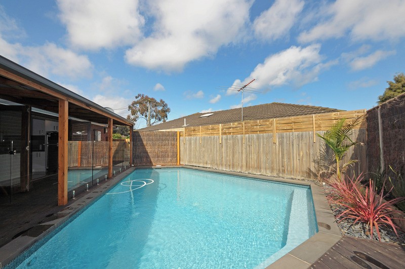 19 Honeyeater Place, CARRUM DOWNS, VIC 3201