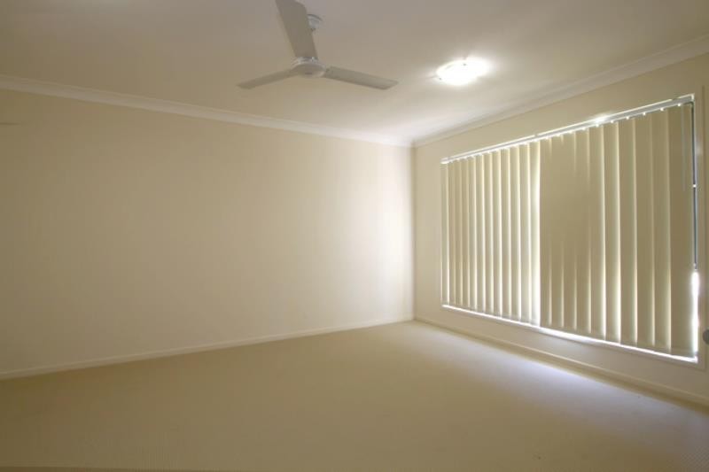 13 Toby Close, KALLANGUR, QLD 4503