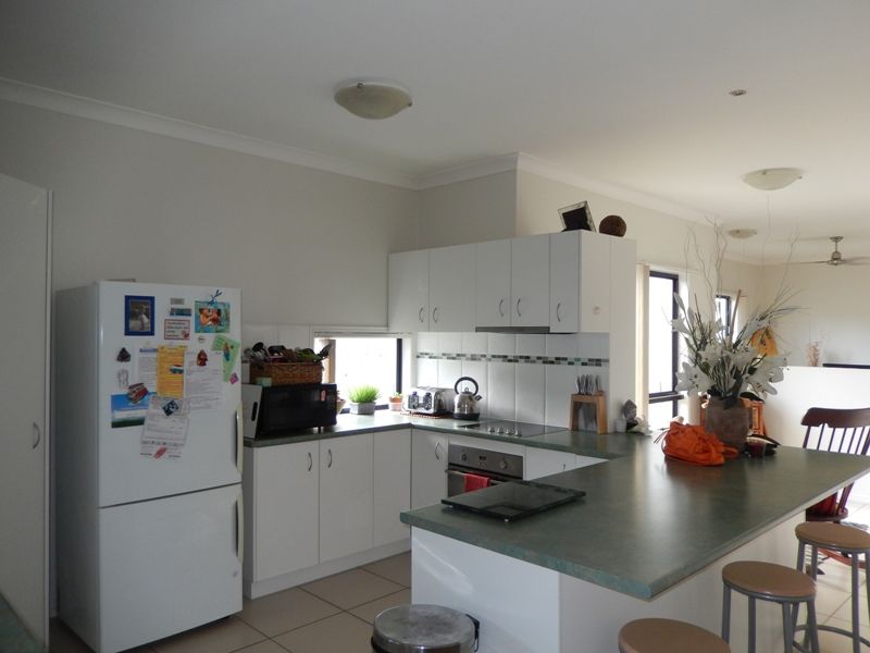 19 Tuckeroo Drive, MERIDAN PLAINS, QLD 4551