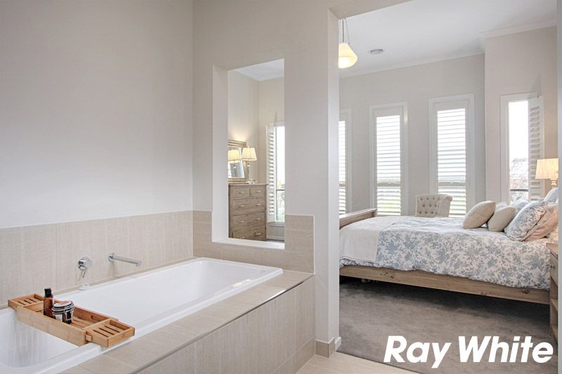 44 Majestic Drive, OFFICER, VIC 3809