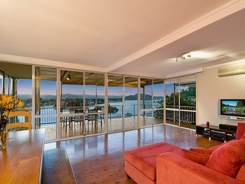 9 Empire Bay Drive, DALEYS POINT, NSW 2257