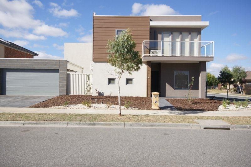 36 Kilburn Place, PAKENHAM, VIC 3810