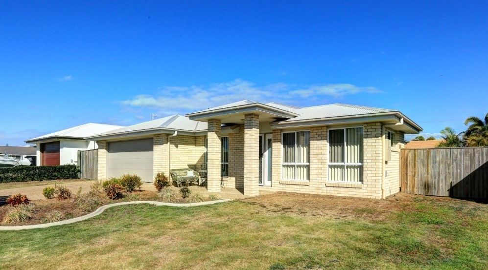 11 Whale Circuit, BARGARA QLD 4670