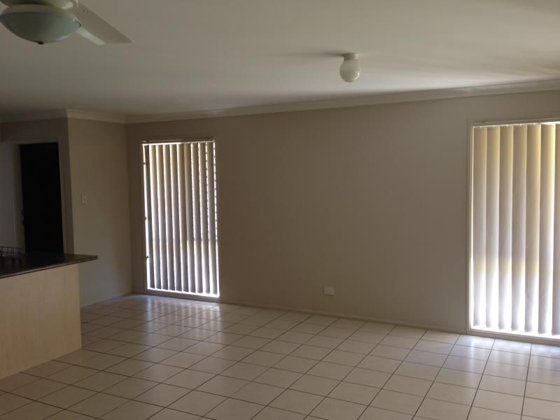 11 Willow Place, HEATHWOOD, QLD 4110