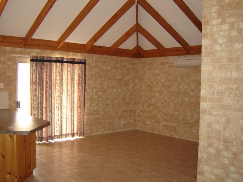 18B Seaward Drive, JURIEN BAY, WA 6516