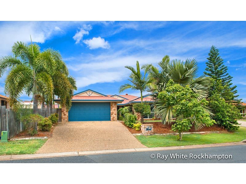 16 Brookside Avenue, NORMAN GARDENS, QLD 4701