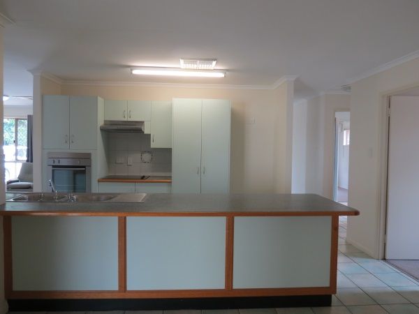53 Staal Crescent, EMERALD, QLD 4720