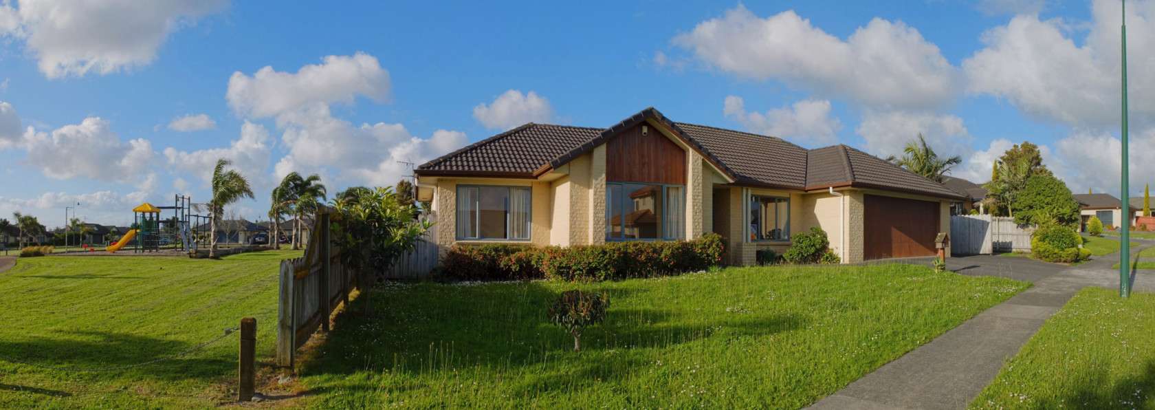 6 Carlingford Drive, Dannemora, Manukau City Real Estate Ray White