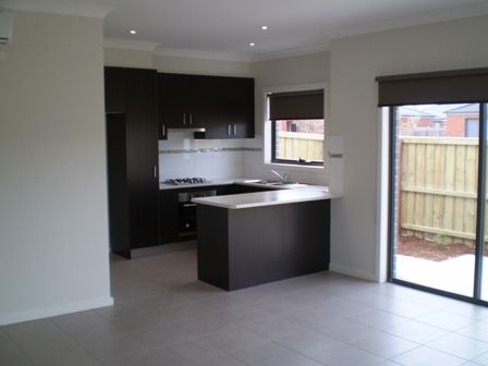 33 King Parrot Way, WHITTLESEA, VIC 3757