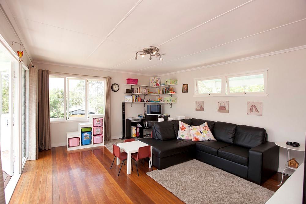 27 Dowrie Street, UPPER MOUNT GRAVATT, QLD 4122