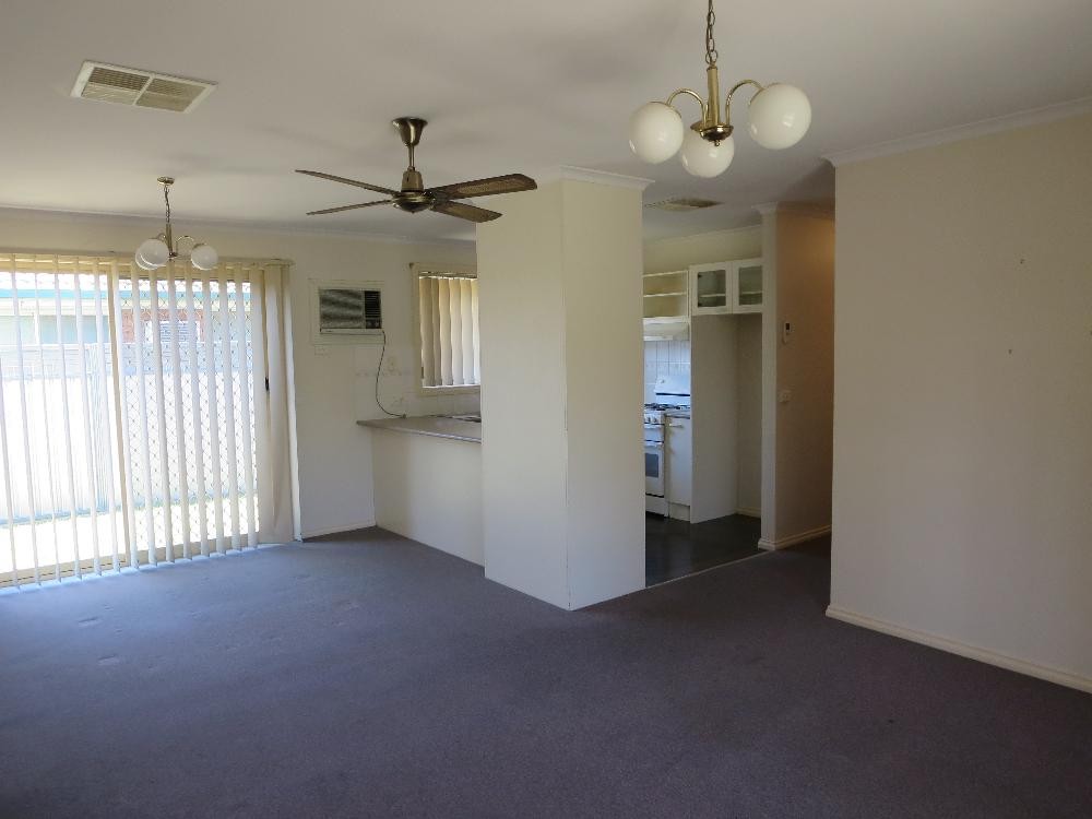 1/3 Rachel Court, LAVINGTON, NSW 2641