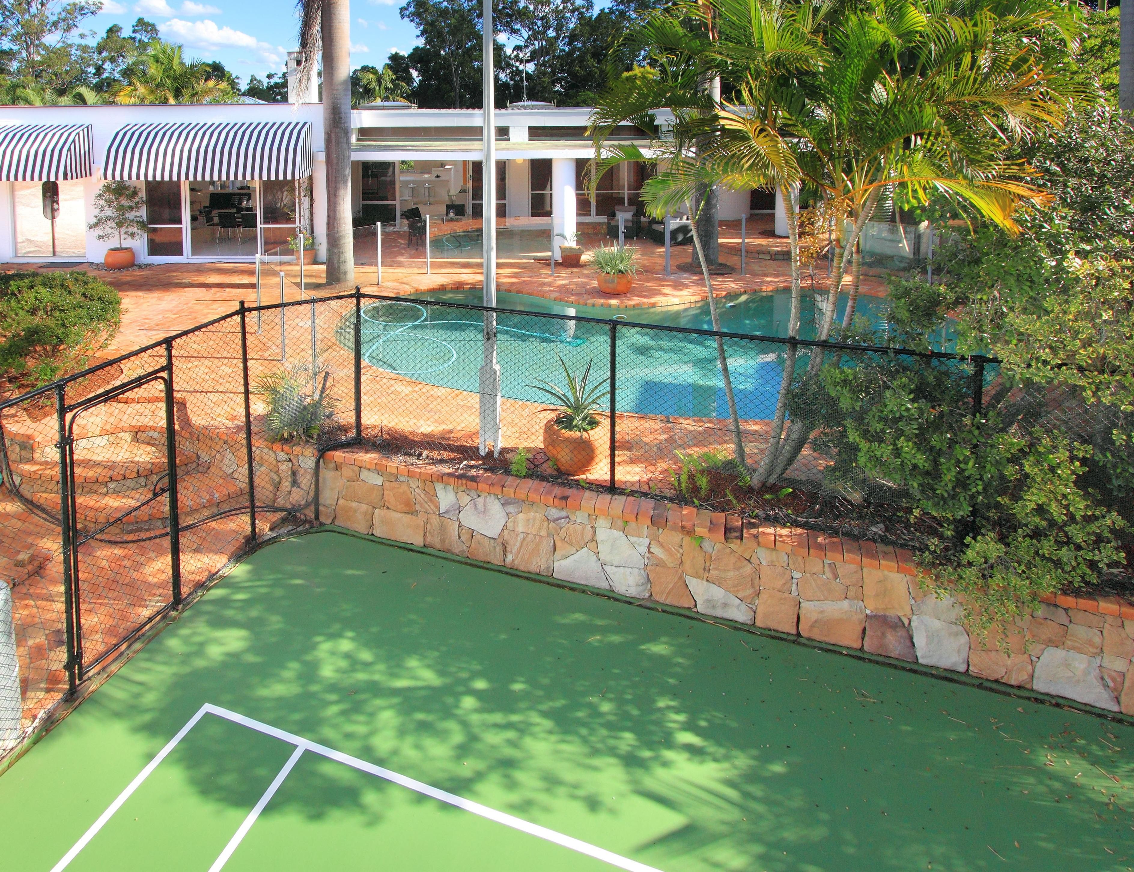 58 Marmindie Street, CHAPEL HILL QLD 4069