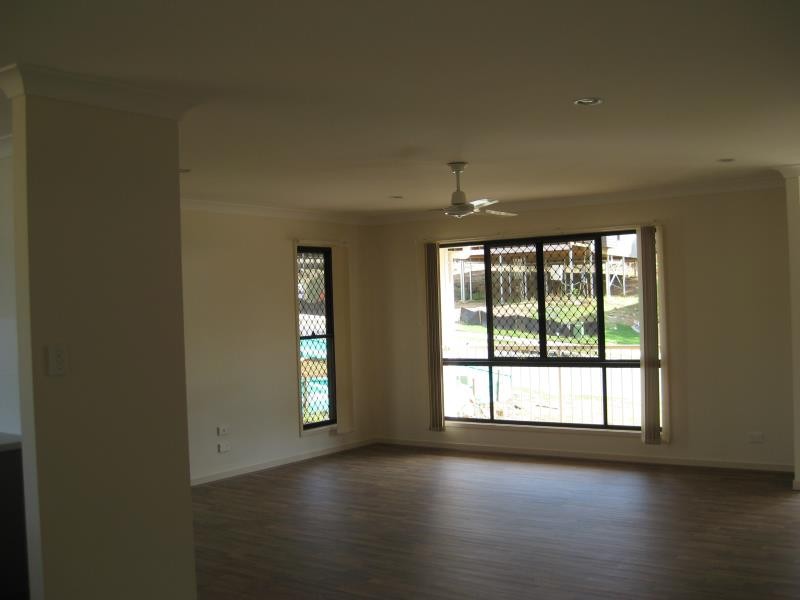13 Salomon Court, GOODNA, QLD 4300