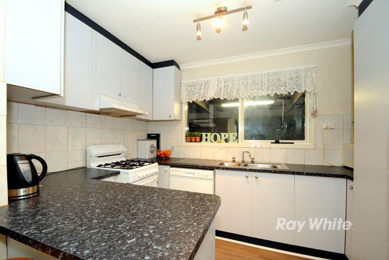 3 South Charles Court, CRANBOURNE, VIC 3977