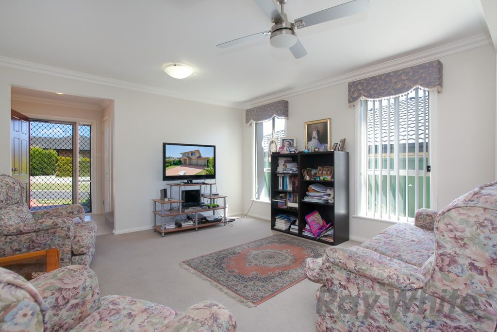 30 Basswood Crescent, FLETCHER, NSW 2287