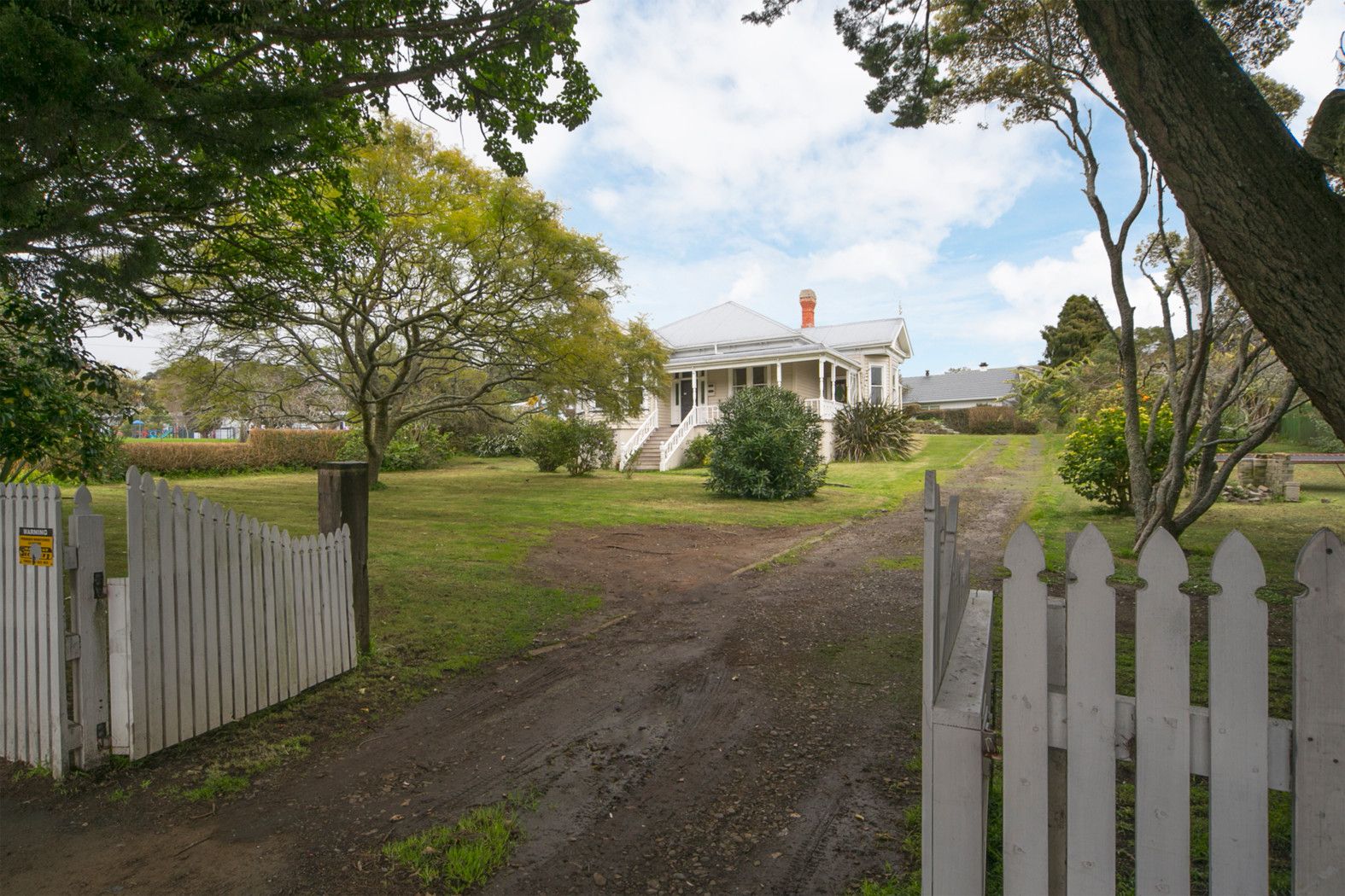 64 Coronation Road, MANGERE BRIDGE, Manukau City
