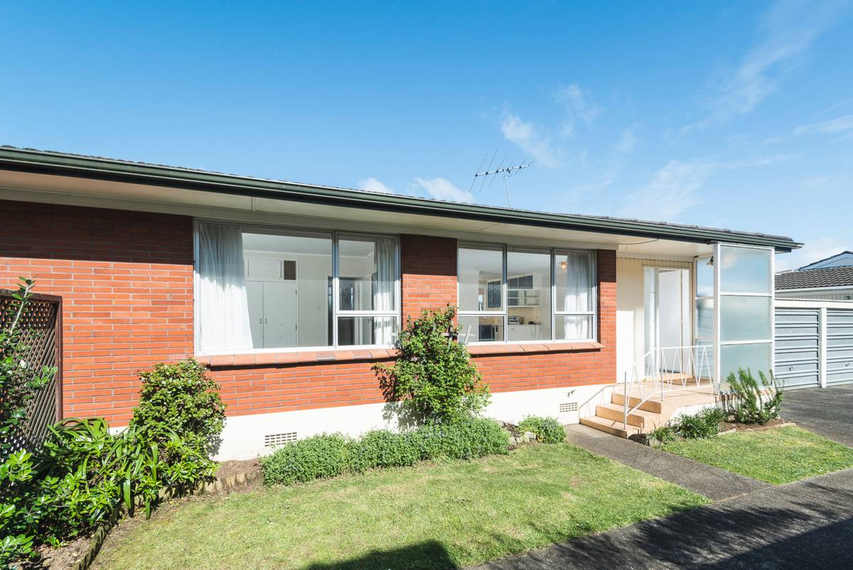 2/58 Rawhiti Road, Onehunga, Auckland City Real Estate Ray White