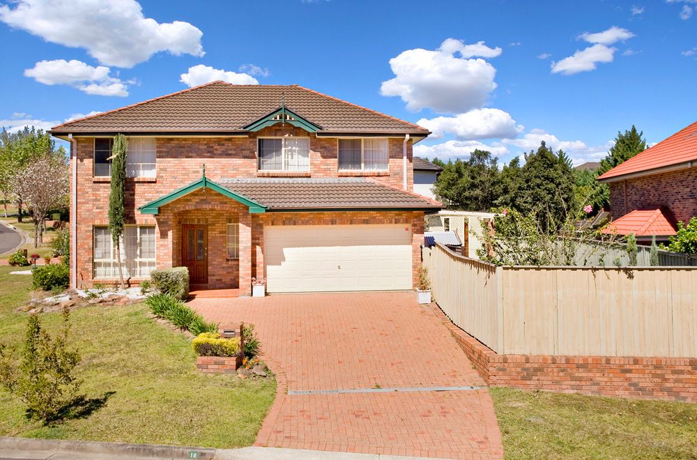 18 Kingussie Avenue, CASTLE HILL NSW 2154