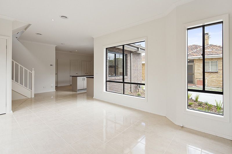 2/232 Warrigal Road, OAKLEIGH SOUTH, VIC 3167