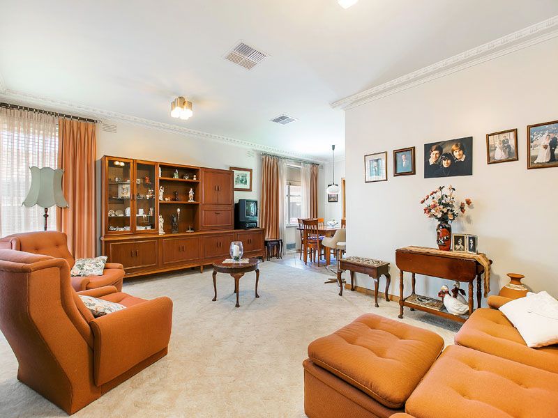 21 Kenjulie Drive, BENTLEIGH EAST, VIC 3165