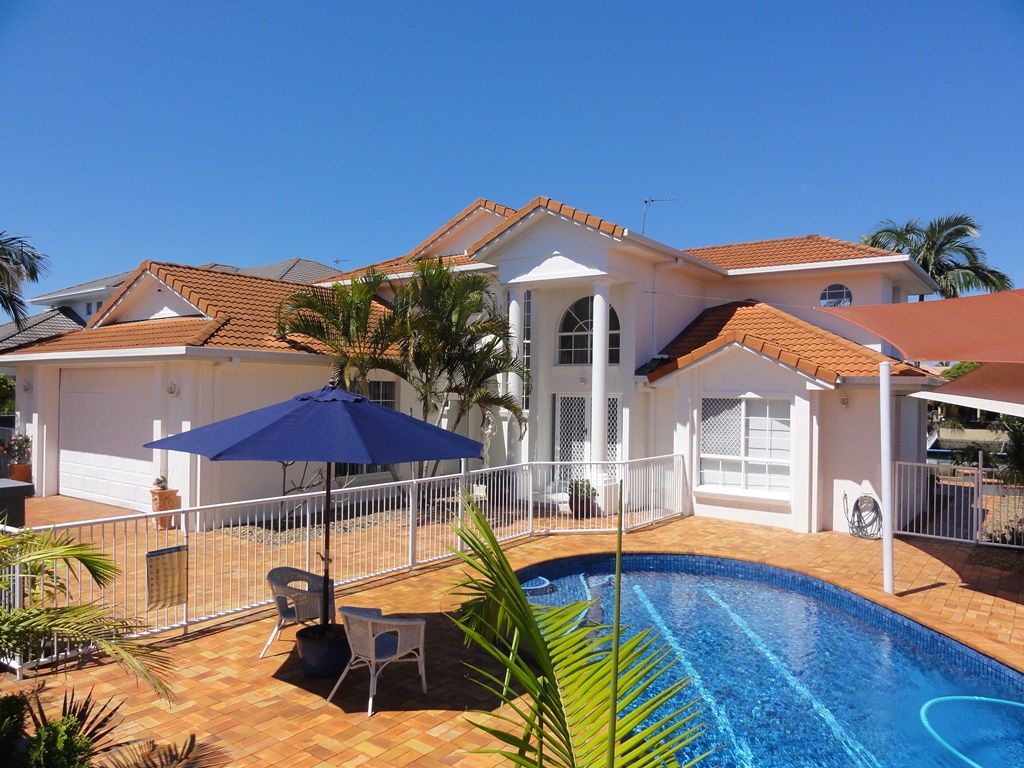 66 Sundance Way, RUNAWAY BAY QLD 4216