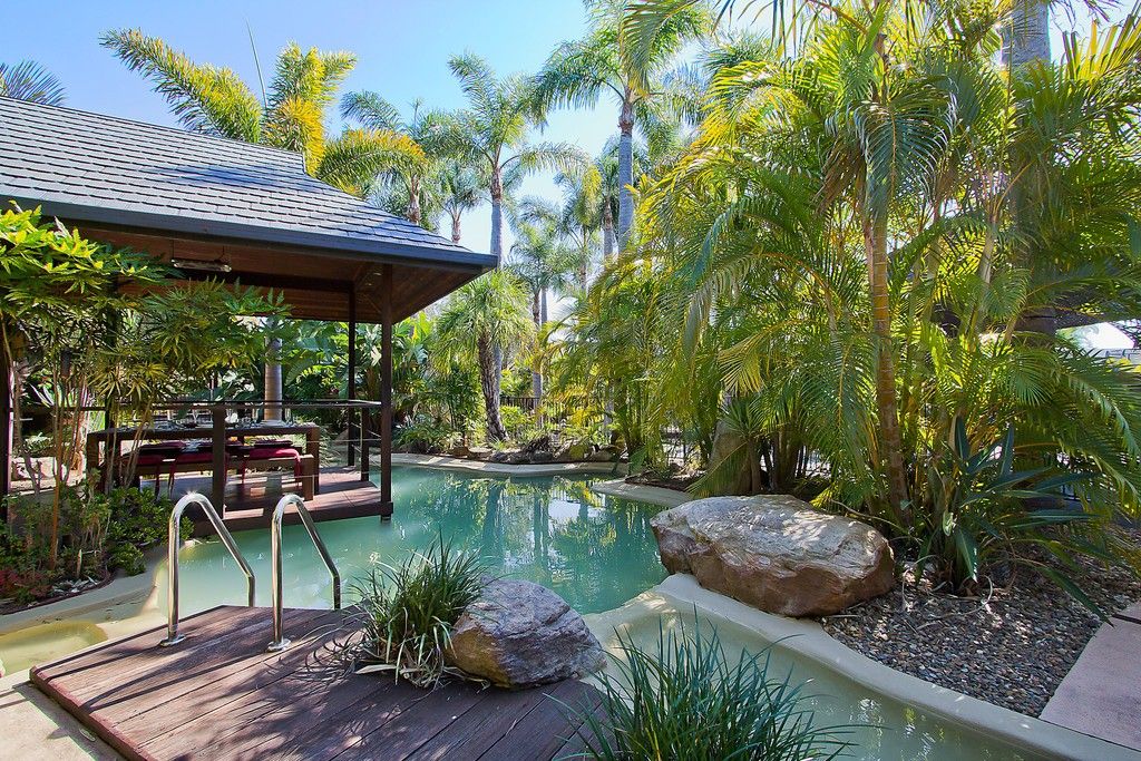 14 Haslewood Court, MERMAID WATERS QLD 4218