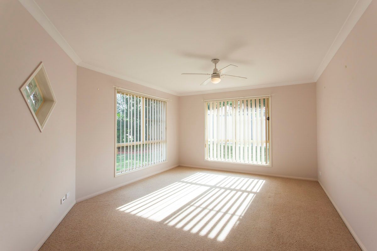 9 Maggie Court, MIDDLE RIDGE, QLD 4350