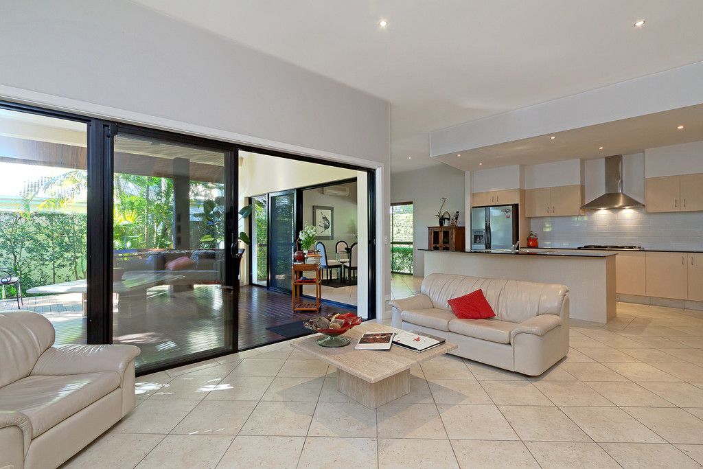 1/9A Greer Terrace, SOUTHPORT, QLD 4215
