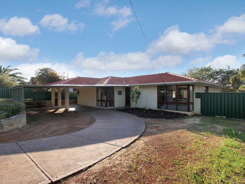 30 Allinga Crescent, CRAIGIE, WA 6025