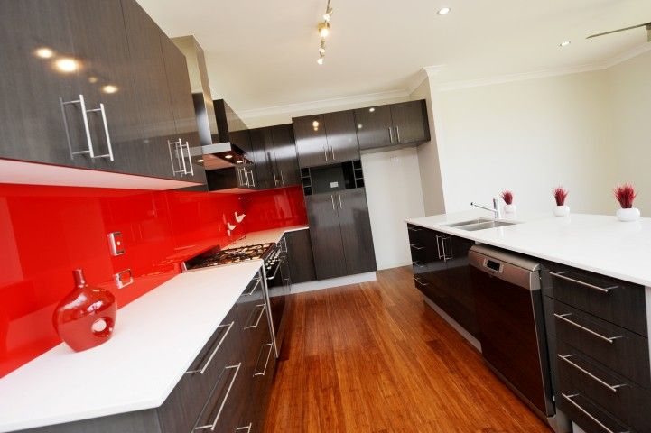 5 Eucalyptus Place, KIRKWOOD, QLD 4680
