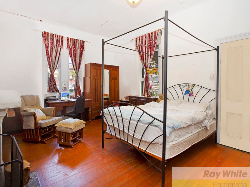 104 and104 A Harris Street, HARRIS PARK, NSW 2150