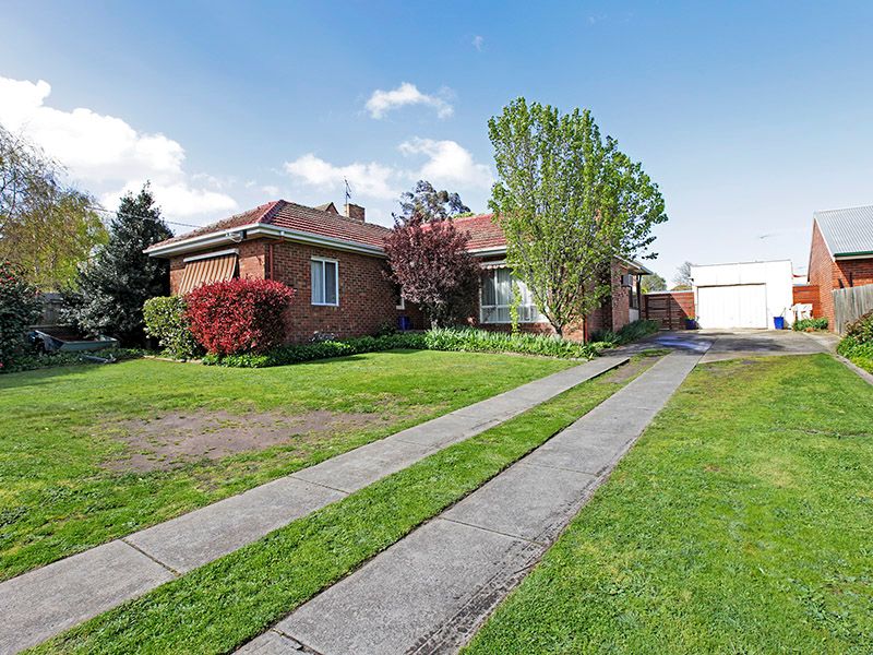 13 Morris Street, BELMONT VIC 3216