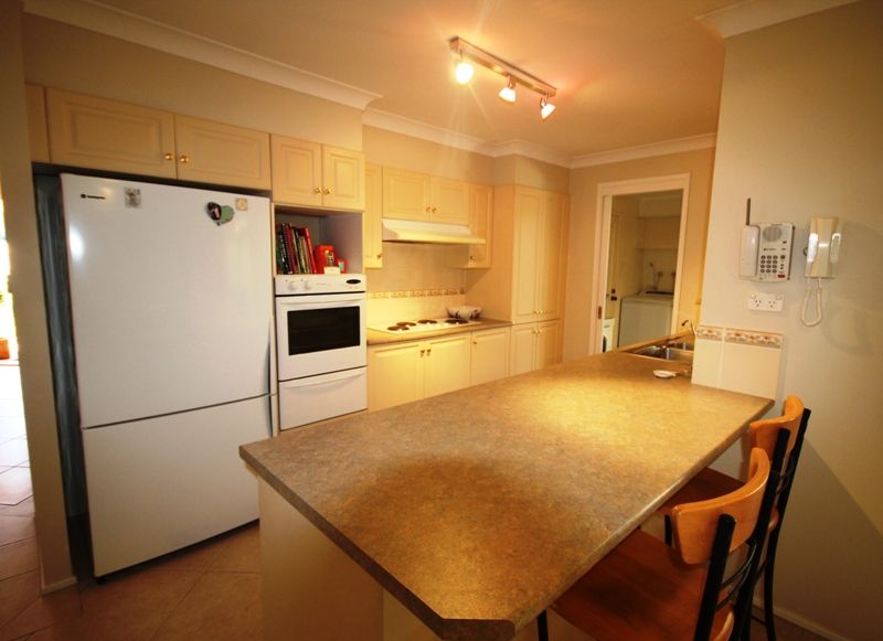 73 Lord Howe Drive, GREEN VALLEY, NSW 2168